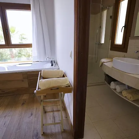 Bou Ros Es Foners Villa